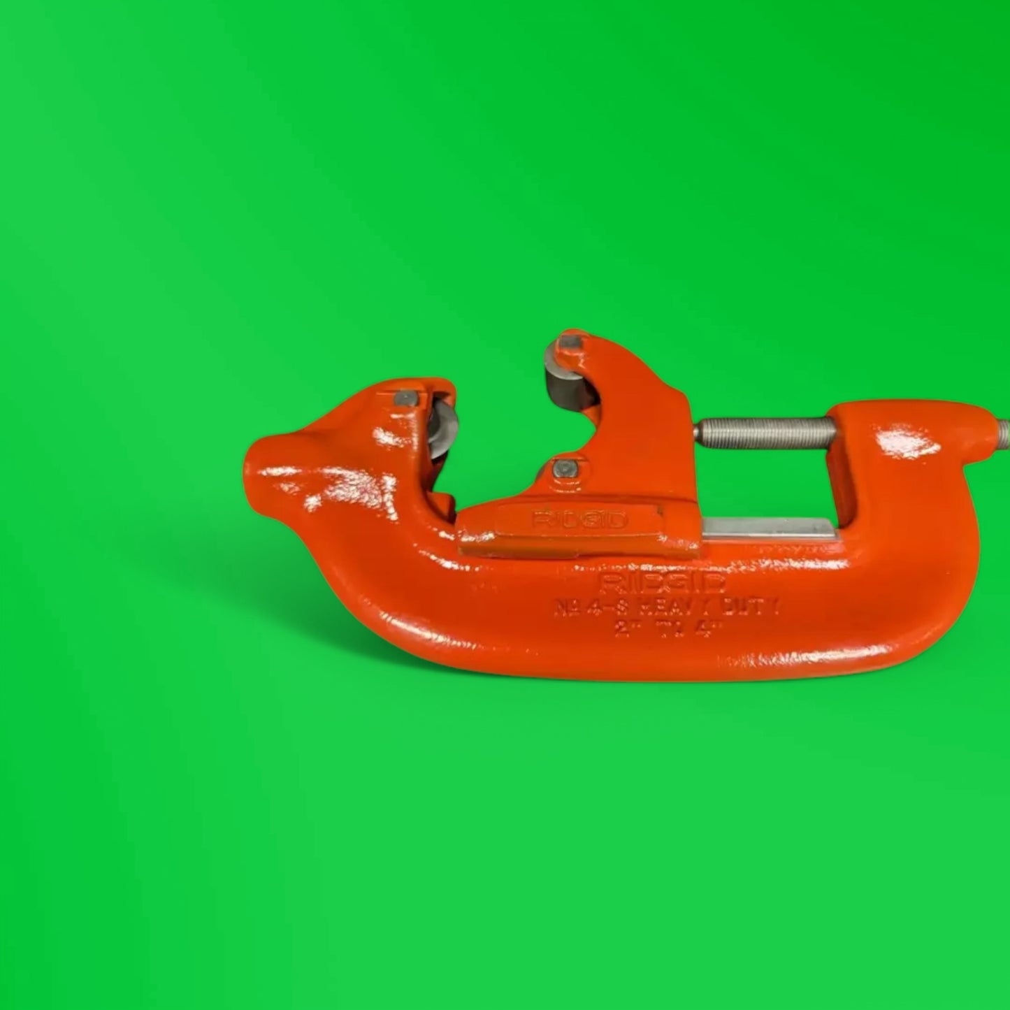 REFURBISHED RIDGID 32840 2''-4'' 4S HEAVY DUTY PIPE CUTTER