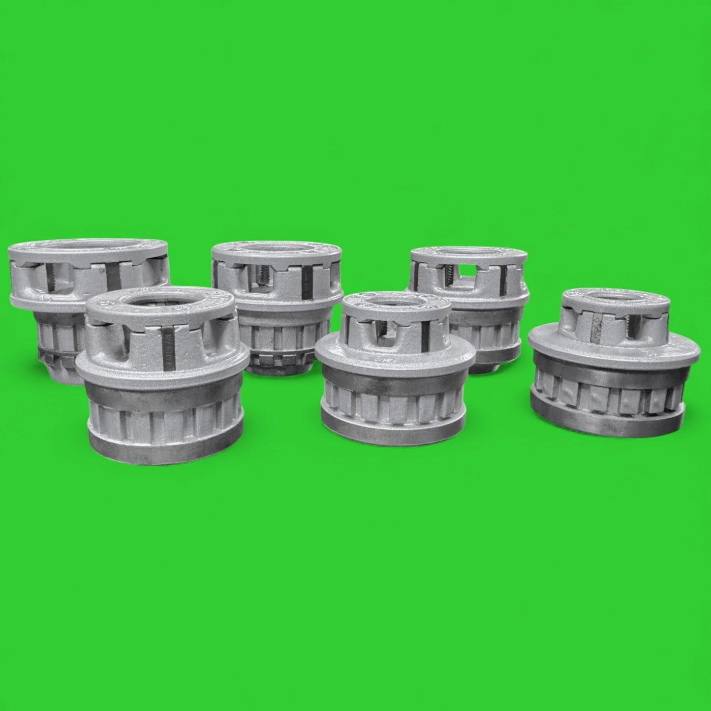 RIDGID 41935 700 POWER DRIVE, 12R PVC 1/2''-2'' DIE SET, REAMER, CUTTER AND TOOL BOX